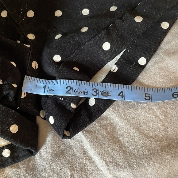 Polka-Dot Shorts NWT Shorts F21 High 29 Black Cuff Casual Summer Neutral Retro - Picture 10 of 10